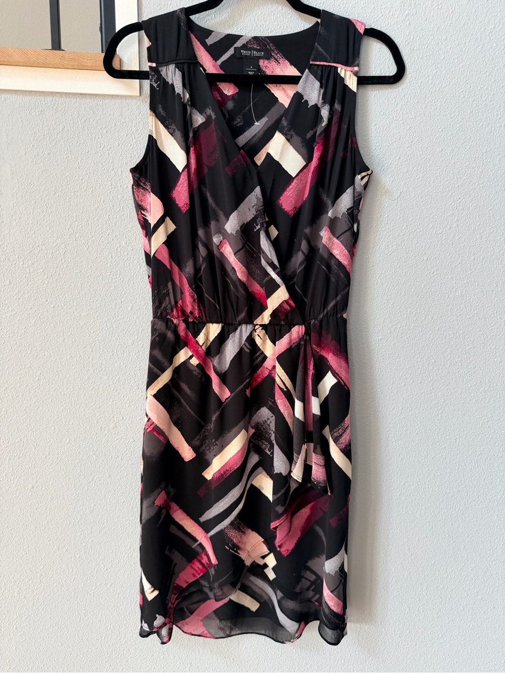 White House Black Market Abstract Brushstroke Faux Wrap Dress Pink Gray NWOT 4